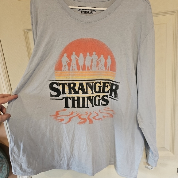 Stranger Things Graphic Long Sleeve T-Shirt - Picture 3 of 5